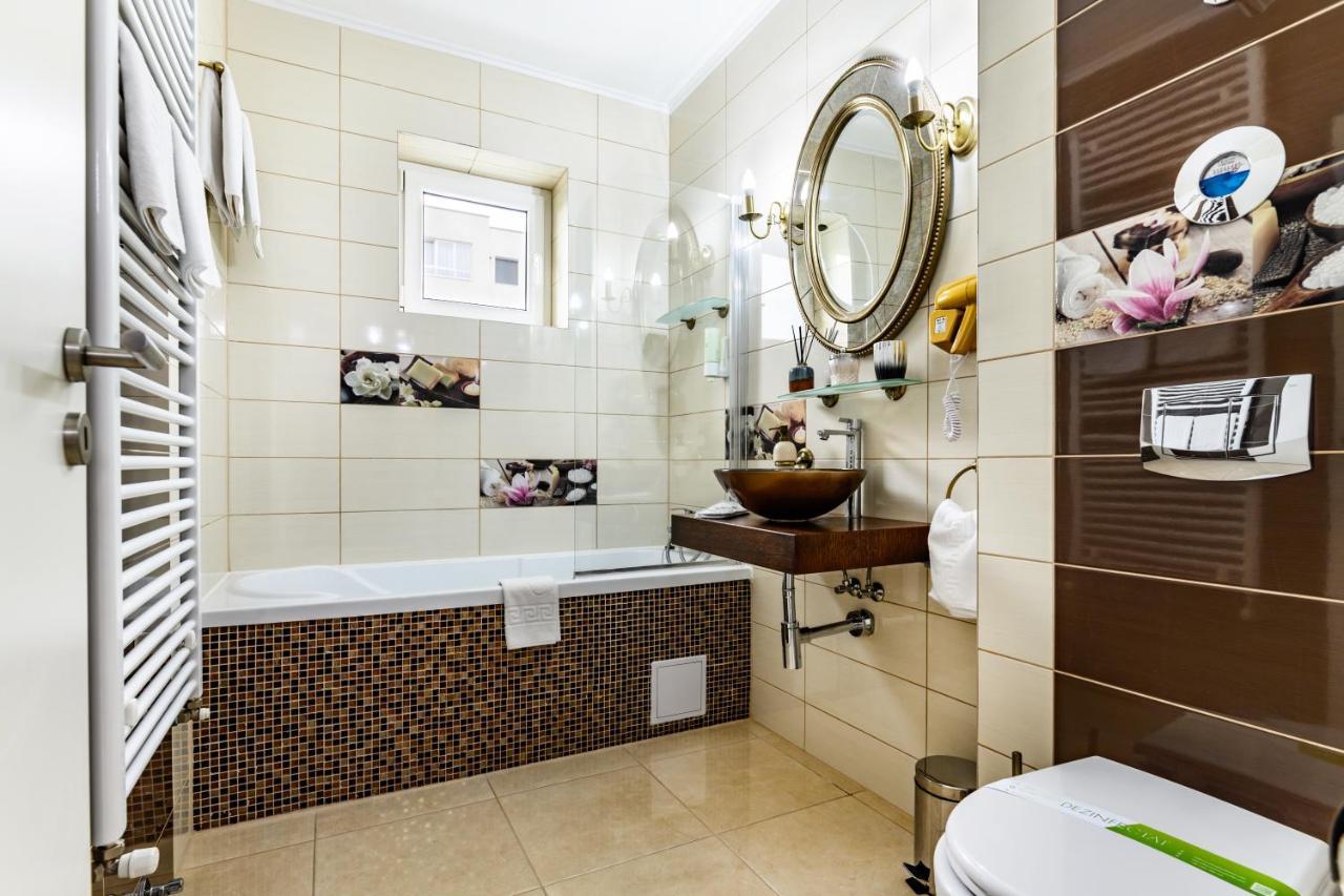 Luxury Apartment Avantgarden 3 Μπρασόβ Εξωτερικό φωτογραφία