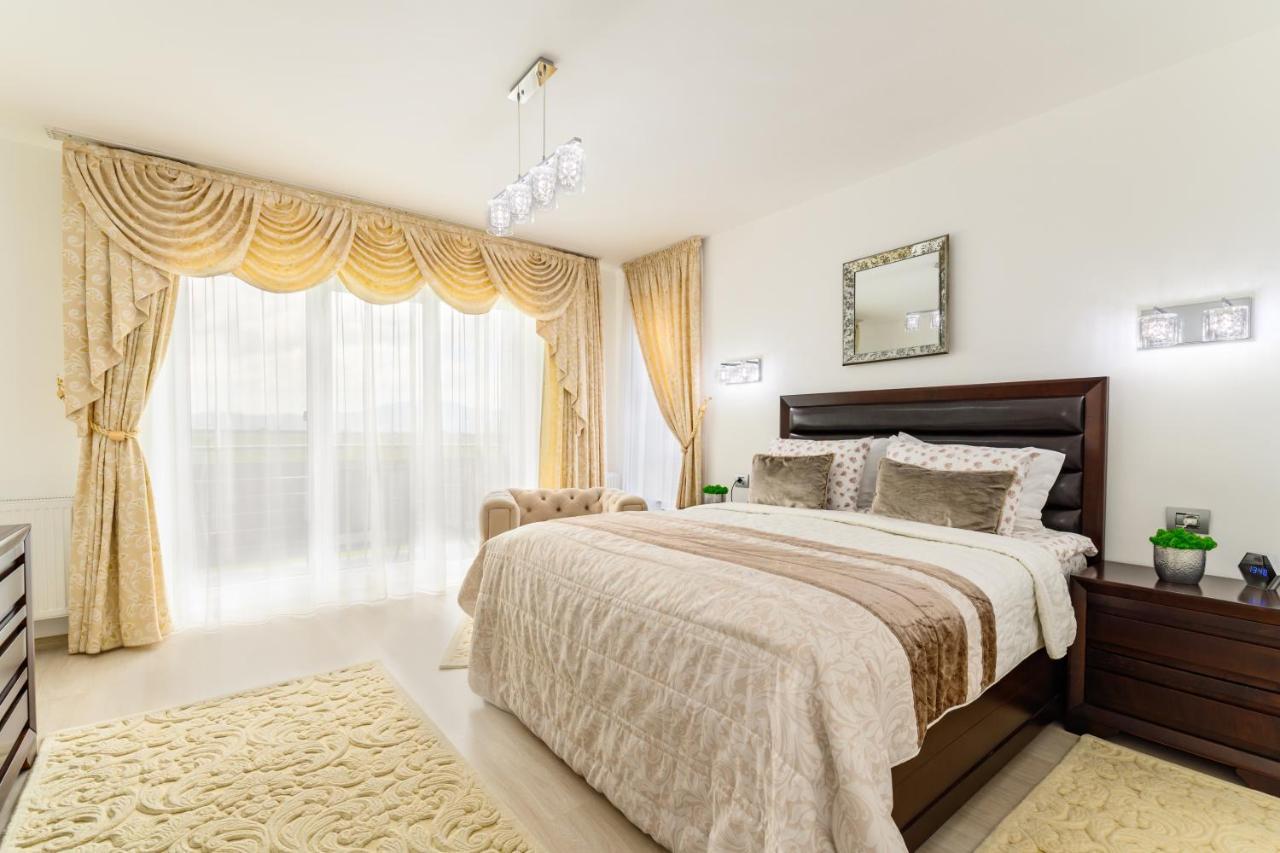 Luxury Apartment Avantgarden 3 Μπρασόβ Εξωτερικό φωτογραφία